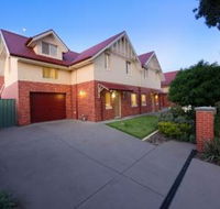 Albury Suites - Schubach Street - Accommodation Bookings
