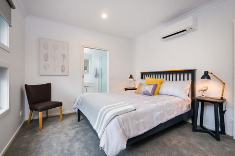 Albury Yalandra Apartment 5 - Accommodation Bookings 3