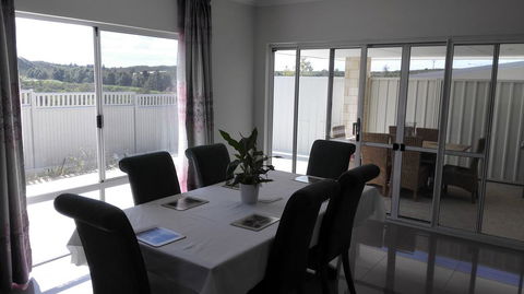 Alkimos Beach Retreat - Accommodation Bookings 1