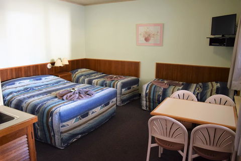 Alkira Motel - Accommodation Bookings 2