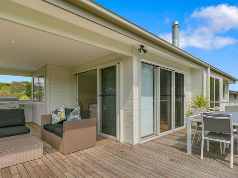 All Decked Out - Accommodation Bookings 3