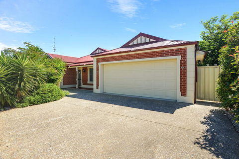 All Seasons Port Elliot Holiday House - Accommodation Bookings 1