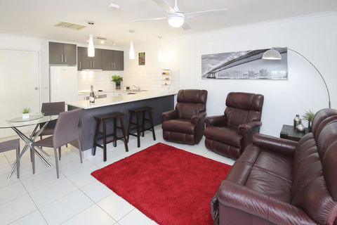 Allure Apartments - Central - Accommodation Bookings 0