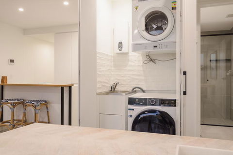 Allure Mooloolaba - Accommodation Bookings 1