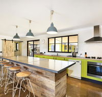Aloha - Pet  Family Friendly - 10 Min Walk to Beach