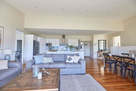 Alpine Air - Accommodation Bookings 1
