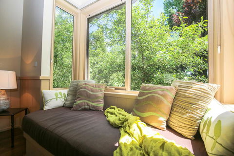 Alpine Arnica Cottage 2 - Accommodation Bookings 2