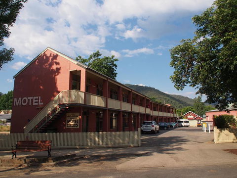 Alpine Hotel Bright - Accommodation Bookings 0