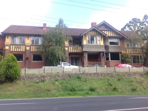 Alpine Retreat Hotel - Accommodation Bookings 0