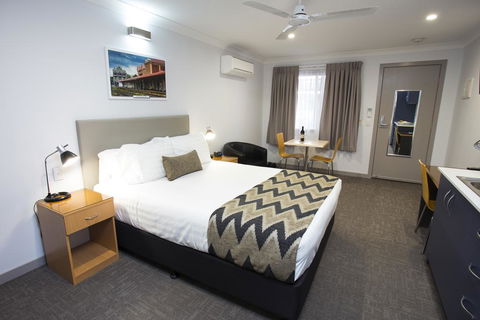 Altitude Motel Apartments - Accommodation Bookings 2