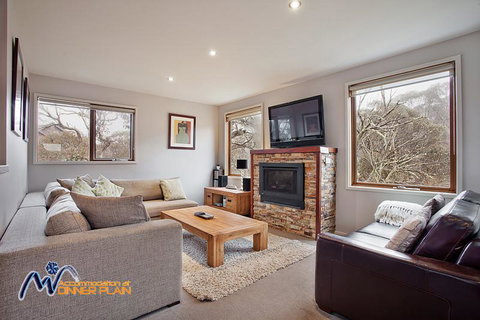 Alyeska - Accommodation Bookings 1