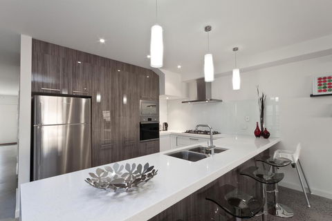 Amaroo - Accommodation Bookings 2
