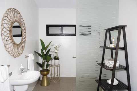 Amazing Grace - Accommodation Bookings 1