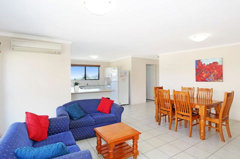Amberoo Apartments - Accommodation Bookings 1