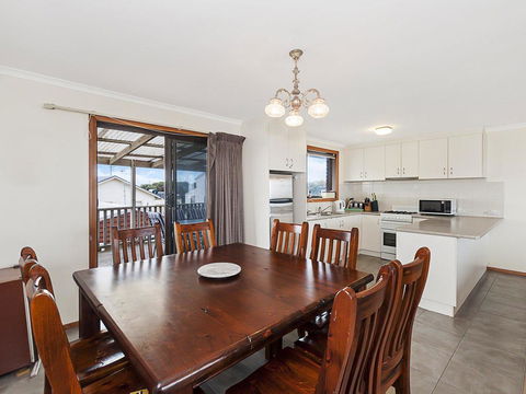 AMBIENCE BY THE SEA - Accommodation Bookings 1