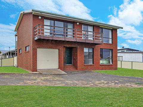 AMBIENCE BY THE SEA - Accommodation Bookings 2