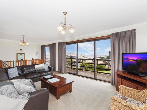 AMBIENCE BY THE SEA - Accommodation Bookings 3