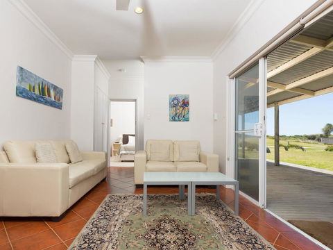 Amhurst - Accommodation Bookings 3