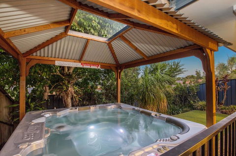 Anaheim House2 North By Getastay - Accommodation Bookings 0