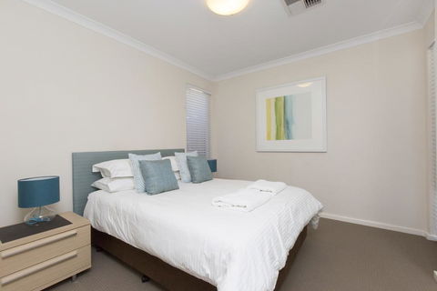 Anastasia Villa - Accommodation Bookings 3