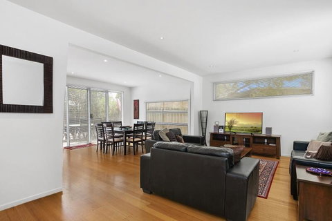 Anderson Townhouse 1-39 - Accommodation Bookings 2