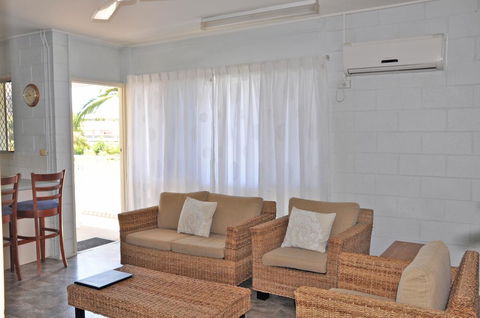 Angelwaters - Accommodation Bookings 3