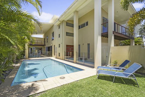ANGOURIE HOUSE - SALT VILLAGE - Accommodation Bookings 0