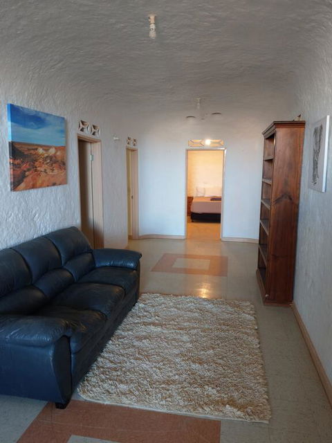 ANTE STREET DUGOUT - Accommodation Bookings 2
