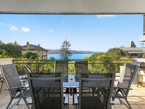 APARTMENT 26 PACIFIC APARTMENTS - Walk To Town - Accommodation Bookings 1