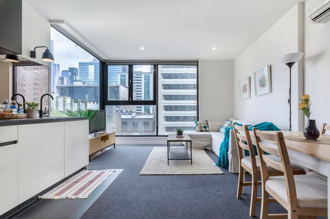 Apartment On BOURKE St - HEART Of Melbourne CBD. - Accommodation Bookings 0
