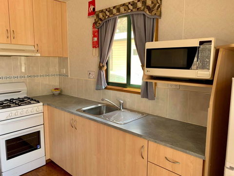 Apex RiverBeach Holiday Park - Accommodation Bookings 3
