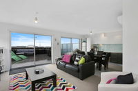 APOLLO 13 PENTHOUSE - free wifi  huge terrace