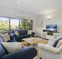 APOLLO BAY HOLIDAY HOUSE - walk to beach  wifi