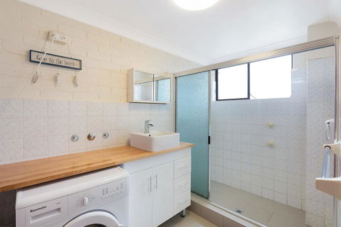 Apollo Unit 17 - Accommodation Bookings 1