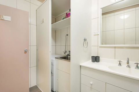 Apollo Unit 7 - Accommodation Bookings 2
