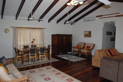 Appian Beach House - Accommodation Bookings 2
