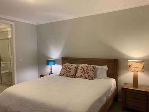 Apple House Truganina - Accommodation Bookings 3