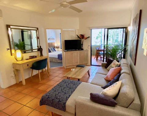 Apt 58 At The Reef Club Resort - Tranquil, Walk To Beach And Village - Accommodation Bookings 1
