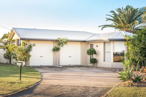 Apurla Hervey Bay - Located At The Point - Accommodation Bookings 2