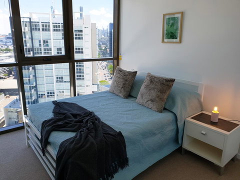 Aqua Newstead Apartment - Accommodation Bookings 1