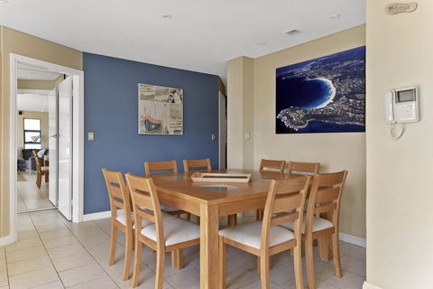 Aqua Shores Award Winning Apartment - Accommodation Bookings 2