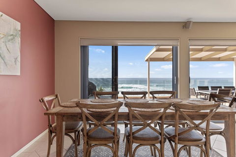 Aqua Shores Penthouse - Accommodation Bookings 3