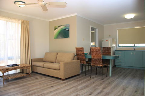 Aqua Villa Holiday Apartments - Accommodation Bookings 1