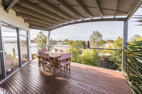 Aqua Vista - A Stroll To Paynesville Forshore - Accommodation Bookings 0