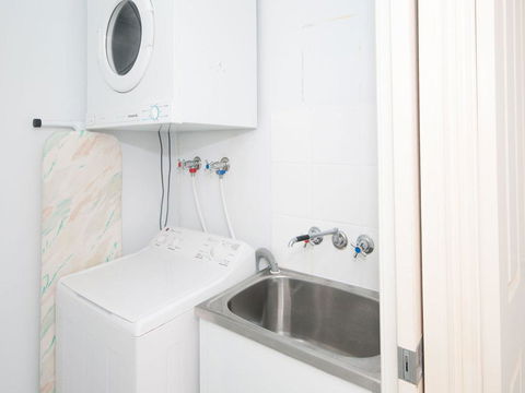 Aquarius Apartment 4 - Accommodation Bookings 1