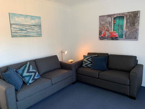 Aquarius Apartments Mollymook - Accommodation Bookings 2