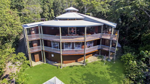 Aquila Retreat Mansion - Accommodation Bookings 3
