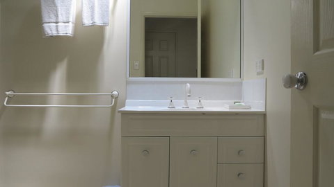 Arcadia Villas Unit 3 - Accommodation Bookings 3