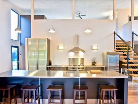 Architecturally Designed Beach House - Accommodation Bookings 0