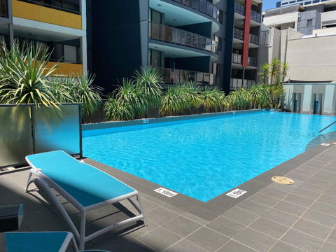 ARENA RESORT STYLE EXEC FREE NETFLIX WIFI WINE - Accommodation Bookings 1